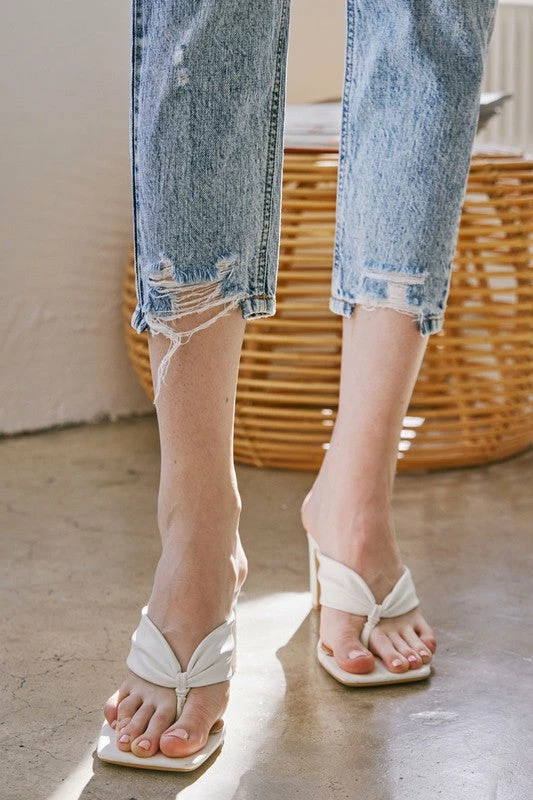 KanCan RESORT APPAREL Harvey Ultra High Rise Mom Jeans 7 KanCan RESORT APPAREL Harvey Ultra High Rise Mom Jeans