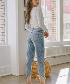 KanCan RESORT APPAREL Harvey Ultra High Rise Mom Jeans 11 KanCan RESORT APPAREL Harvey Ultra High Rise Mom Jeans
