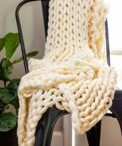 Donna Sharp HOLIDAY APPAREL Chunky Knit Throw Blanket - Cream