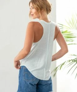 LOVESTITCH RESORT APPAREL Basic Linen Slub Racerback Tank Top