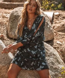 LOVESTITCH Floral Split Sleeve Smock Waist Dress 5 LOVESTITCH Floral Split Sleeve Smock Waist Dress