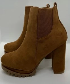 Top Moda Suede Platform Heeled Booties