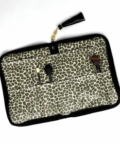 Makeup Junkie Blush Gator Brush Book