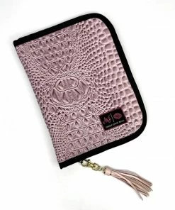 Makeup Junkie Bubble Gator Blush Brush Book