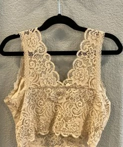 Anemone INTIMATES Padded Lace Bralette