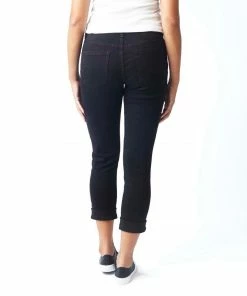 Jag CARTER GIRLFRIEND