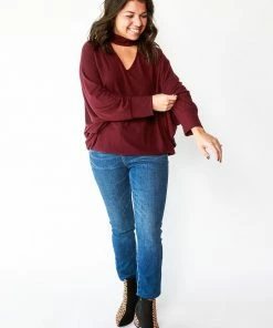 Vine & Love CUT OUT NECK TOP WITH BAT WING SLEEVES