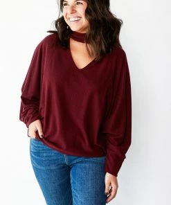 Vine & Love CUT OUT NECK TOP WITH BAT WING SLEEVES
