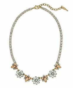 JEWELRY Chloe + Isabel Bella Fiore Collar Necklace