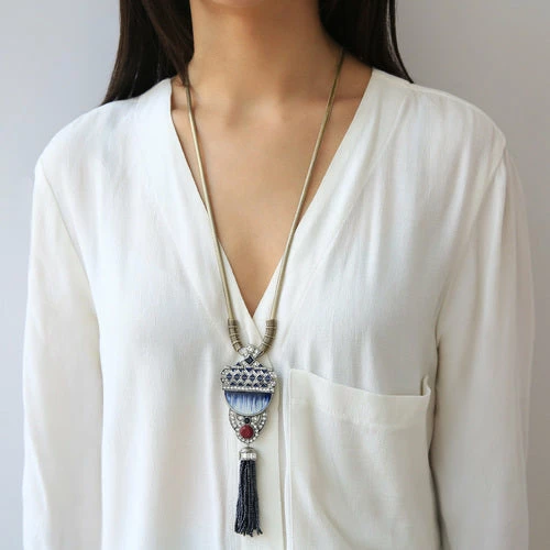 Chloe + Isabel Serengeti Convertible Pendant Necklace JEWELRY 3 Chloe + Isabel Serengeti Convertible Pendant Necklace JEWELRY