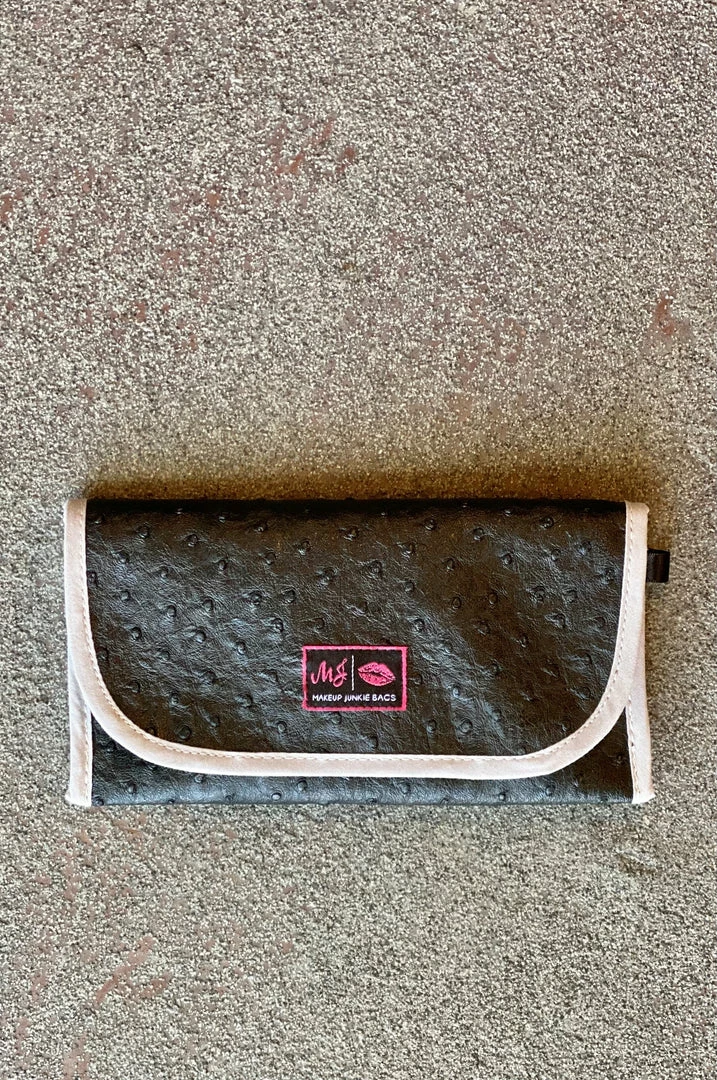 Makeup Junkie Sunglass Case - Onyx Ostrich 1 Makeup Junkie Sunglass Case - Onyx Ostrich