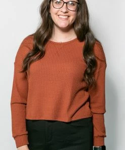 Studio Ko RESORT APPAREL Waffle Crop Sweater - Rust