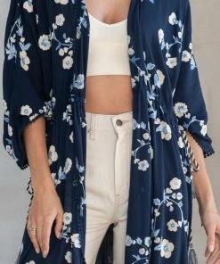 LOVESTITCH RESORT APPAREL Waterfront Embroidered Kimono