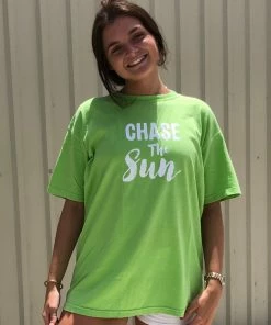 The Market Place Comfort Colors CHASE THE SUN SHORT SLEEVE LAKE LIFE
