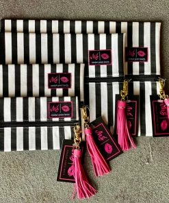 Makeup Junkie Glam Stripe